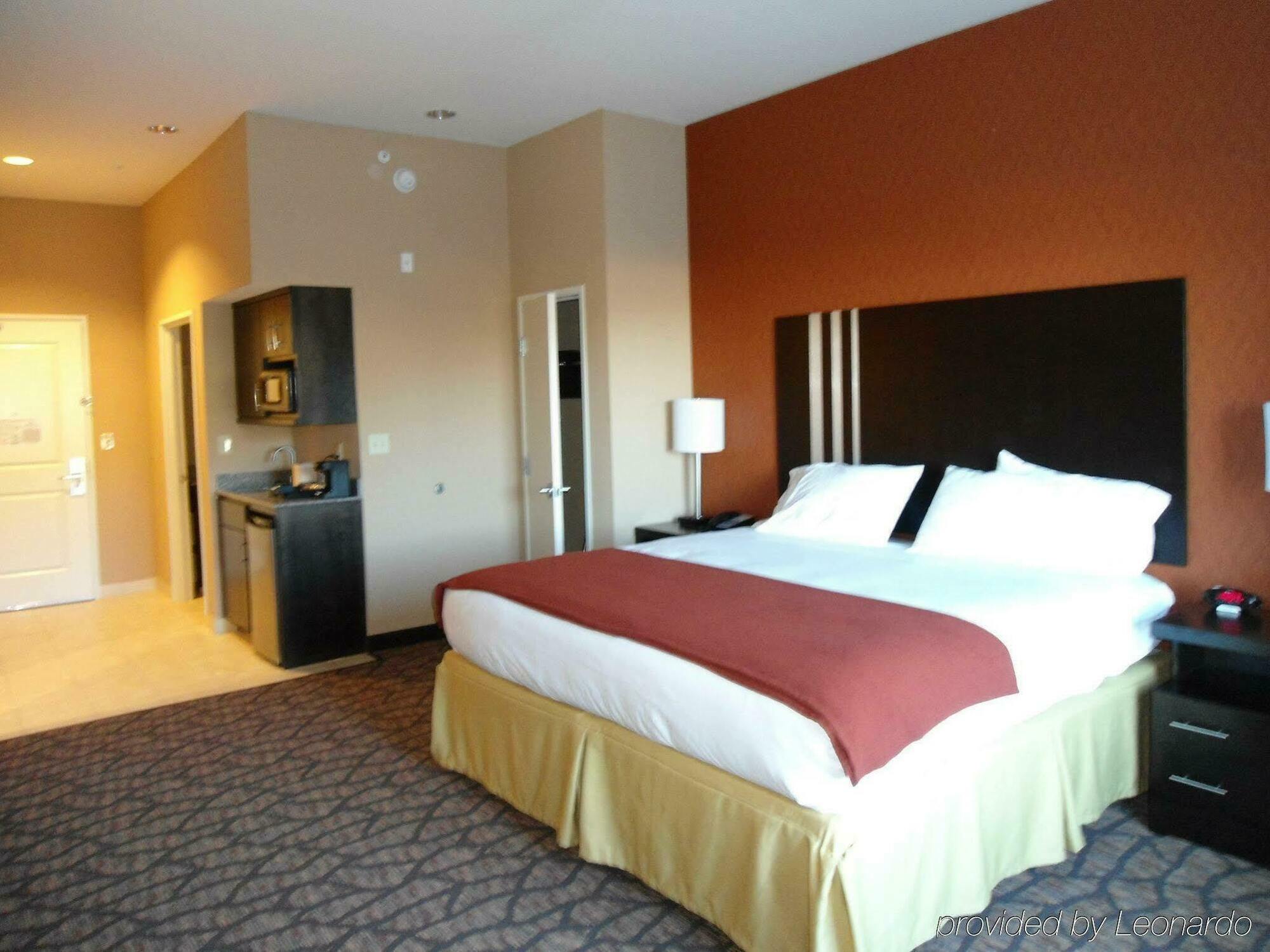 Holiday Inn Express And Suites Alpine By Ihg Luaran gambar